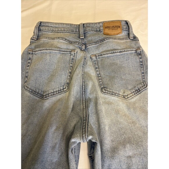 Hollister Curvy Ultra High Rise Dad Jean  Vintage Stretch 3R 26/31 Light Wash - Picture 10 of 13